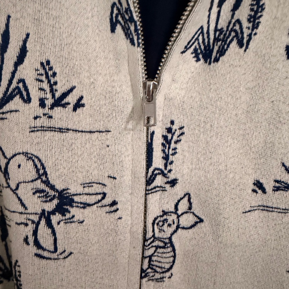 Winnie the Pooh-Boxed Lunch-Beige Jacket with Blue Winnie the Pooh Print-Mens - Picture 7 of 13